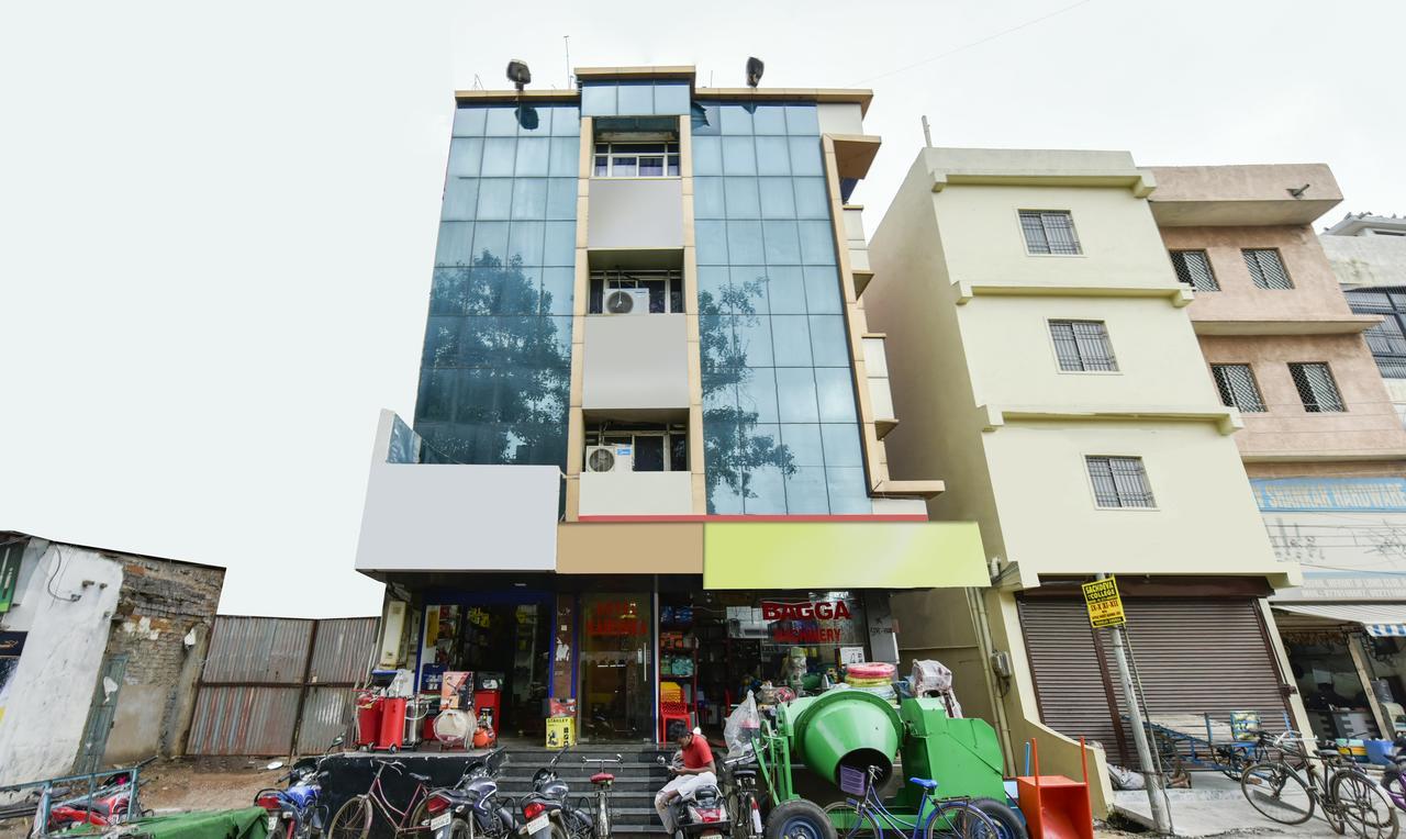 Hotel Kanishka Rāipur Kültér fotó