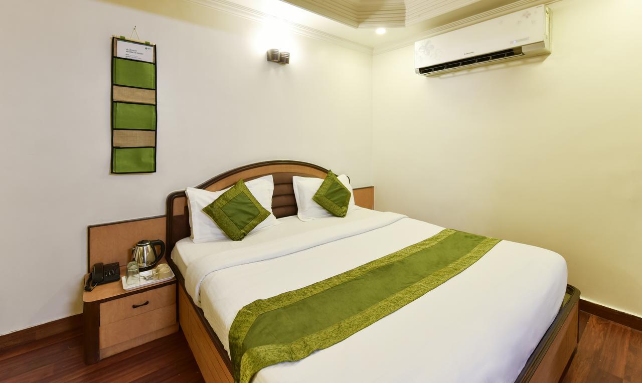 Hotel Kanishka Rāipur Kültér fotó